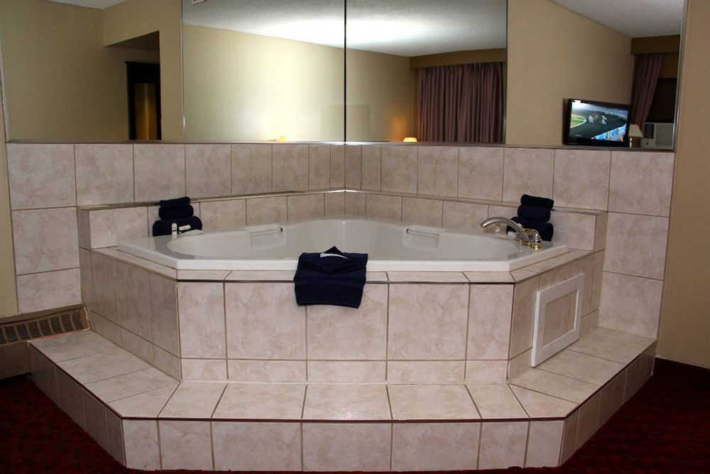 Argyll Plaza Hotel Edmonton Buitenkant foto
